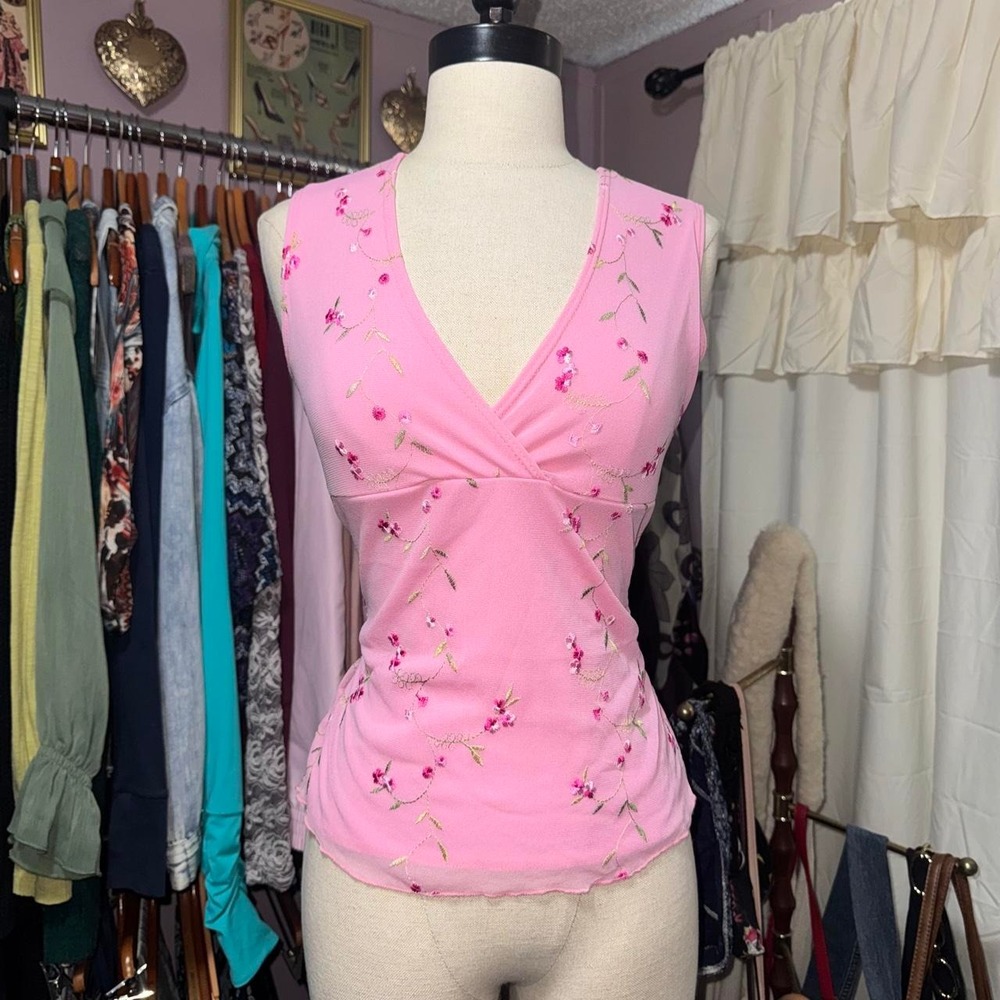 Vintage 1990s Pink Floral Embroidered Top